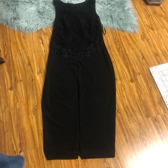 Stunning lace back little black dress - Picture 2 of 5